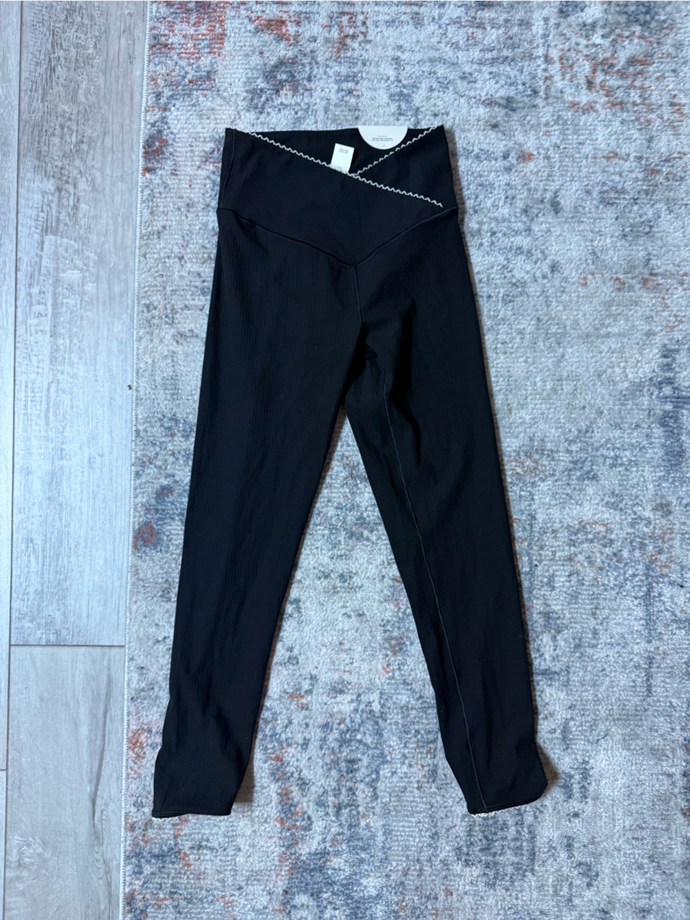 NWT Aerie Ribbed Crossover Leggings Medium